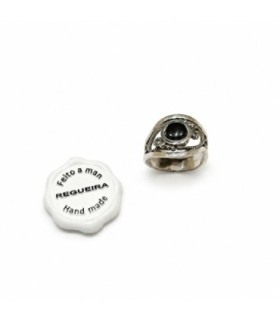 Anillo de plata y azabache | Silver and Jet Ring